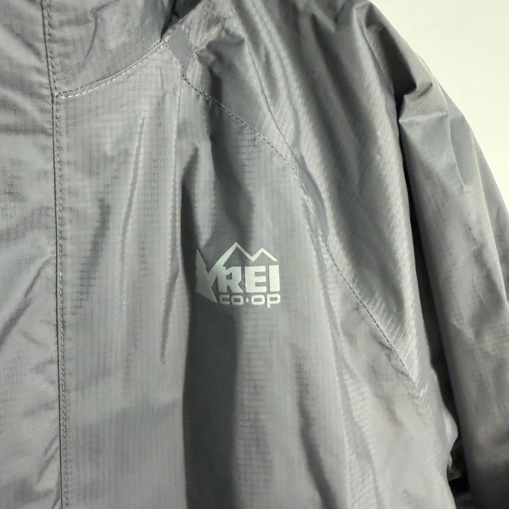 REI Co-op Rainwall Rain Jacket Kids Large 14-16 Gray Silver Full Zip Waterproof